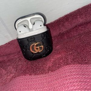 Gucci AirPods Case